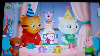 Daniel Tigers Neighborhood full episodefriend help each other [upl. by Nosecyrb]