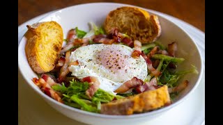 Salade Frisée aux Lardons [upl. by Mayram]