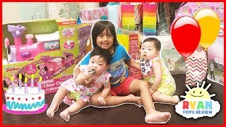 Twins 1st Birthday Party Surprise Toys Opening Presents [upl. by Malcah547]