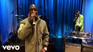 Akon  Smack That Live at AOL Sessions [upl. by Ecirtac]