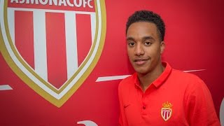 Helder Costa arrive en prêt [upl. by Oilegor]