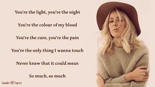 Ellie Goulding  LOVE ME LIKE YOU DO Lyrics [upl. by Seyler548]