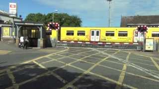 Birkdale Level Crossing [upl. by Grover]