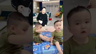 아기들끼리 놀면 ㅋㅋ ❤😂❤ 귀여운 쌍둥이 싸움 ❤🎉❤ [upl. by Ativoj621]