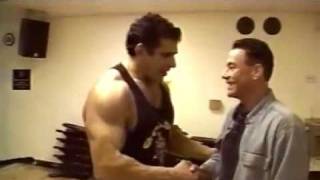 JeanClaude Van Damme amp Lou Ferrigno at Golds Gym [upl. by Ekusuy]